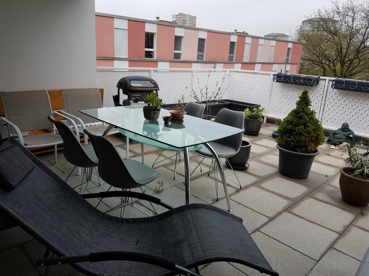 Zimmer In Penthouse-Wohnung Windisch Exteriér fotografie